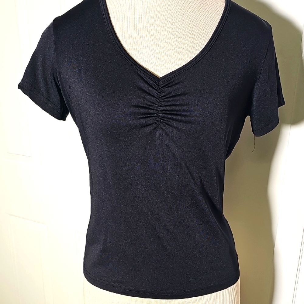 Jordache Black Fitted Ruched Short Sleeve Tee. Babydoll. Meduim